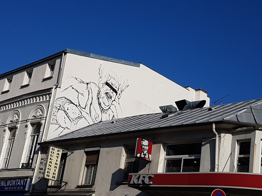 Kraken_street art Paris.jpg